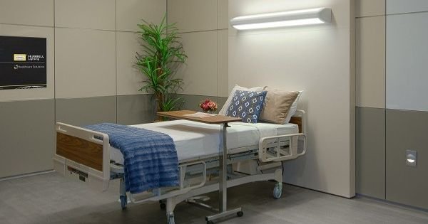 Módulo de iluminación adecuado en el cuarto de un paciente